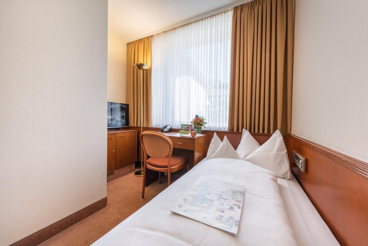 Parkhotel Stadtallendorf Zewnętrze zdjęcie